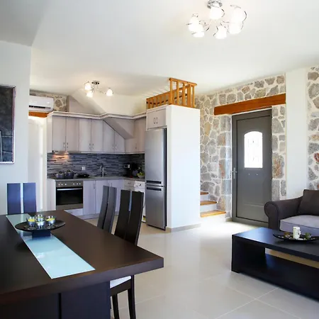 Goudis Luxury Lefkada Sea View & Private Pools Tsoukaládhes