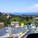 Resort Goudis Luxury Lefkada Sea View & Private Pools *