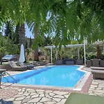 Resort Goudis Luxury Lefkada Sea View & Private Pools