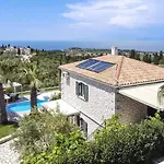 Resort Goudis Luxury Lefkada Sea View & Private Pools Tsoukaladhes
