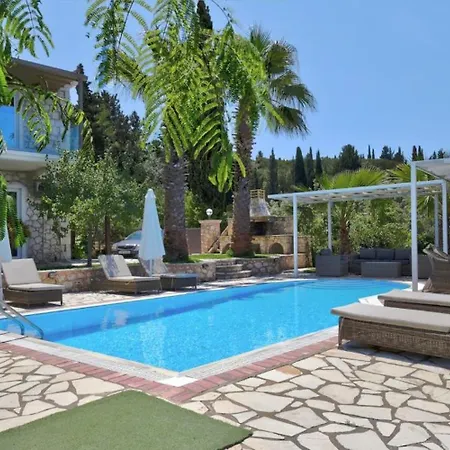 Goudis Luxury Lefkada Sea View & Private Pools אתר נופש *
