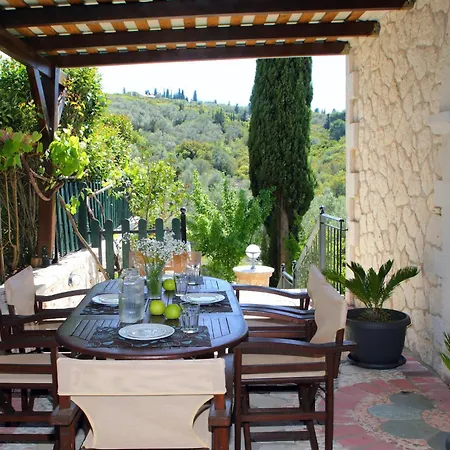 Goudis Luxury Lefkada Sea View & Private Pools * Tsoukaladhes