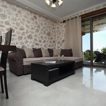 Goudis Luxury Lefkada Sea View & Private Pools Tsoukaladhes