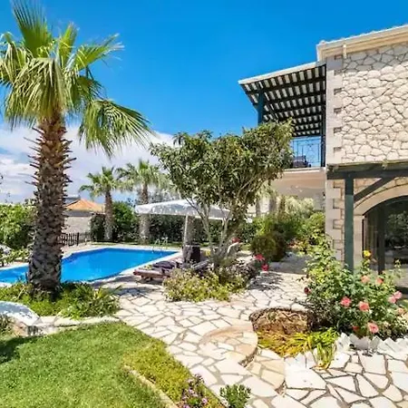 Goudis Luxury Lefkada Sea View & Private Pools * Tsoukaladhes