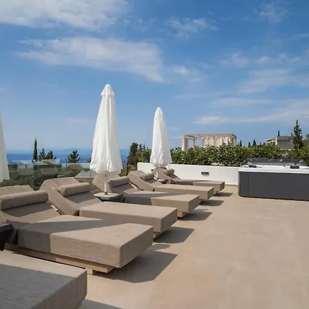 Goudis Luxury Lefkada Sea View & Private Pools Здравен курорт